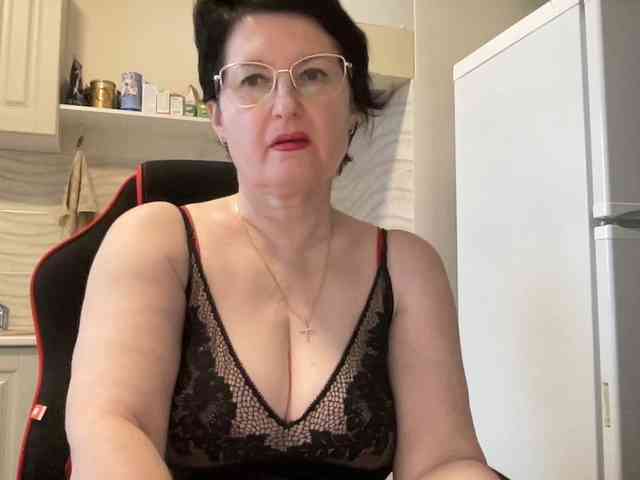 HotMilfPussy Live Webcam on BongaCams