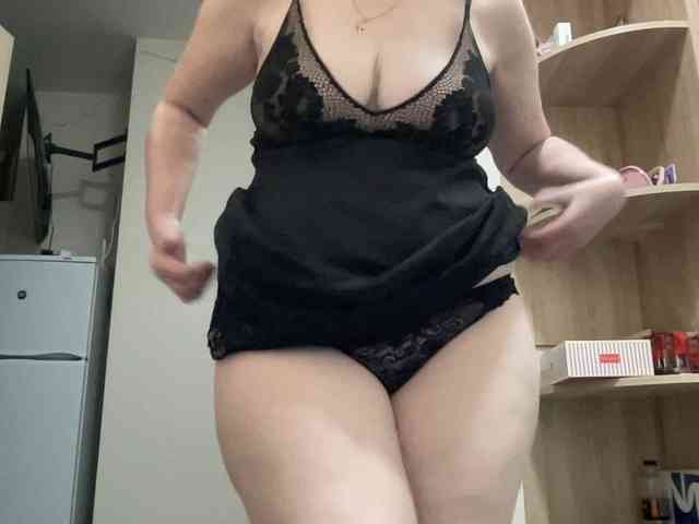HotMilfPussy webcam