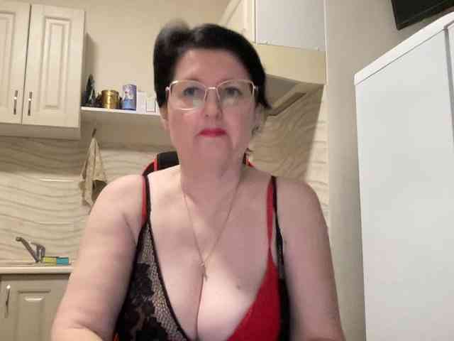 HotMilfPussy webcam