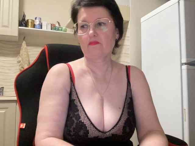 HotMilfPussy Live Webcam on BongaCams