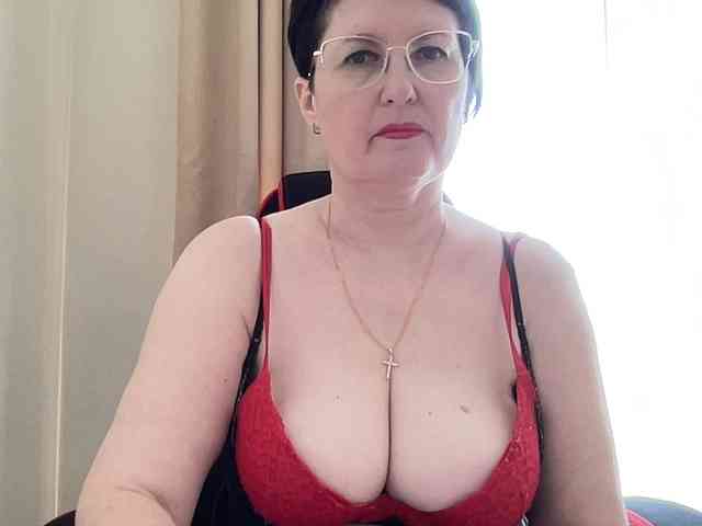 HotMilfPussy Live Webcam on BongaCams