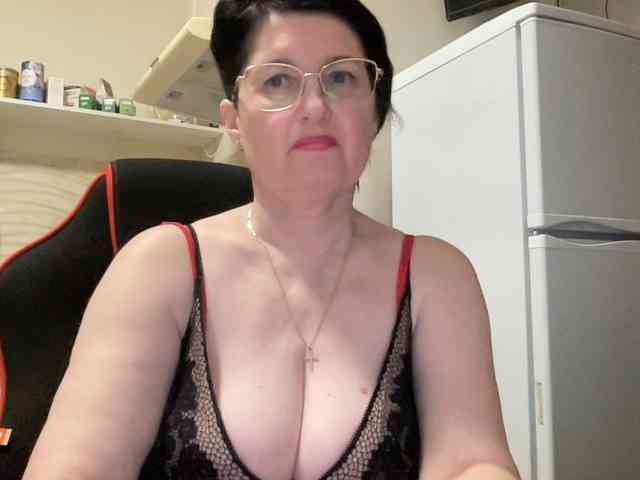 HotMilfPussy webcam