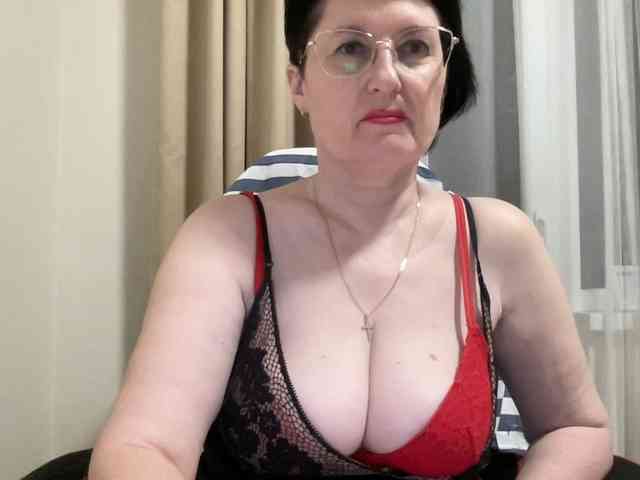 HotMilfPussy Live Webcam on BongaCams