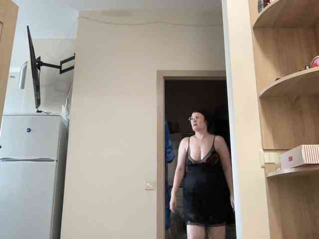 HotMilfPussy webcam