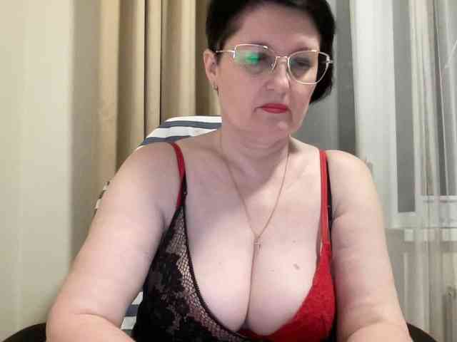 HotMilfPussy Live Webcam on BongaCams