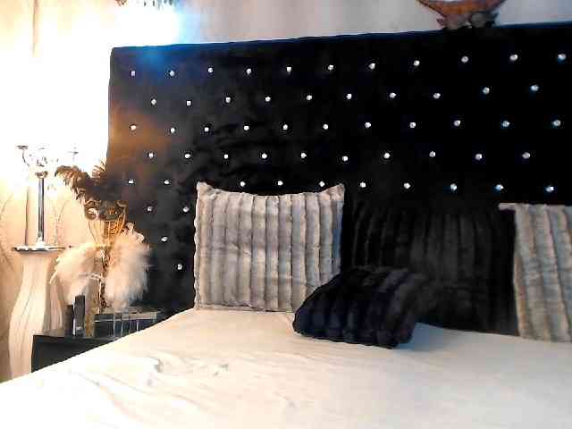 InannaIshtar1 webcam