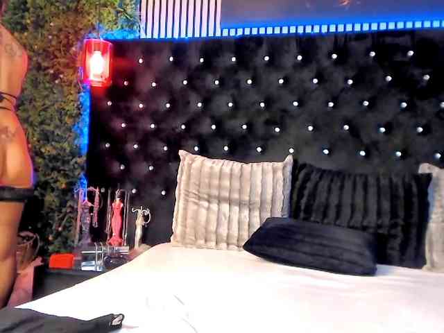 InannaIshtar1 webcam