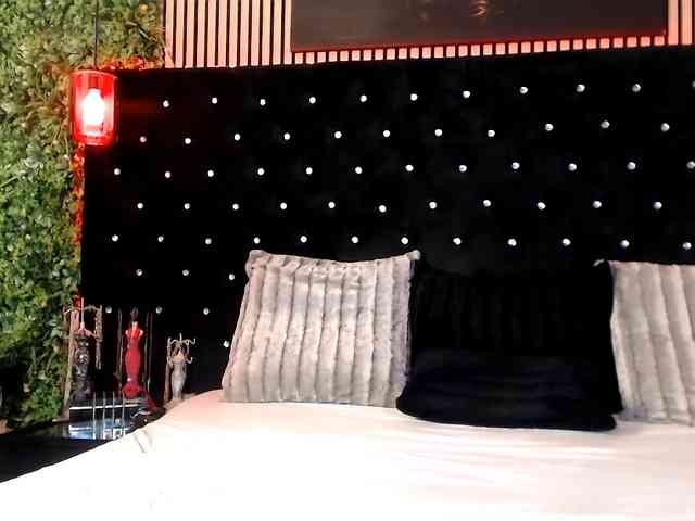 InannaIshtar1 webcam