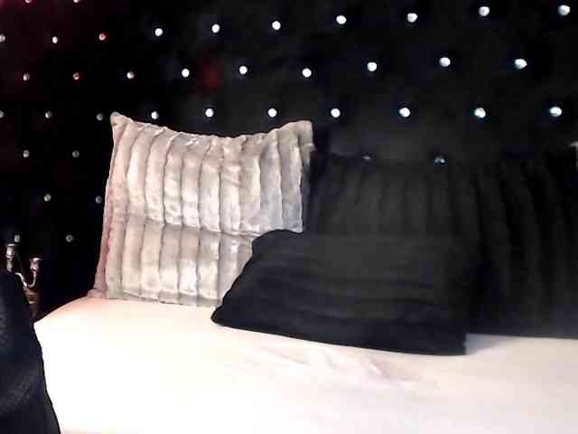 InannaIshtar1 webcam