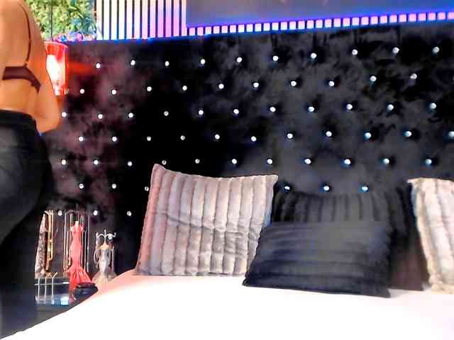 InannaIshtar1 webcam