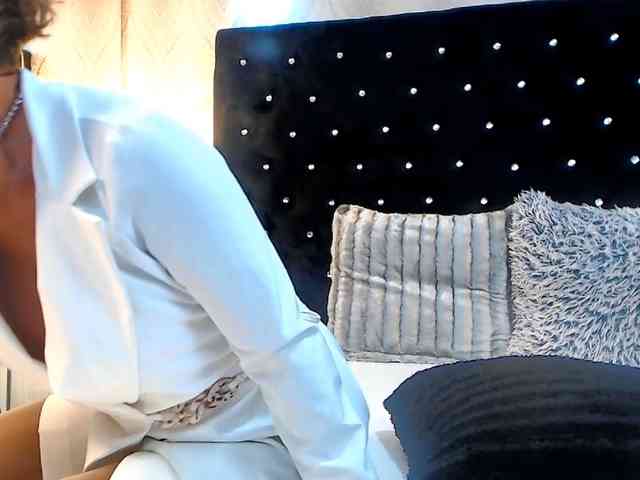 InannaIshtar1 webcam