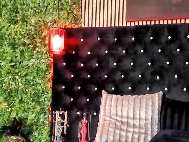 InannaIshtar1 webcam