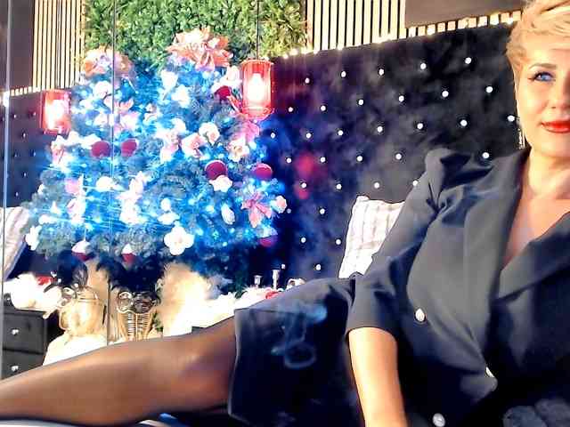 InannaIshtar1 webcam