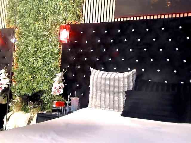 InannaIshtar1 webcam