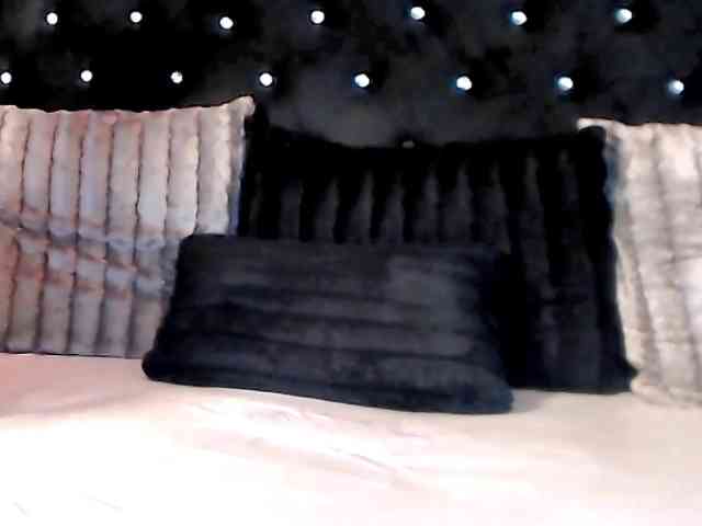 InannaIshtar1 webcam