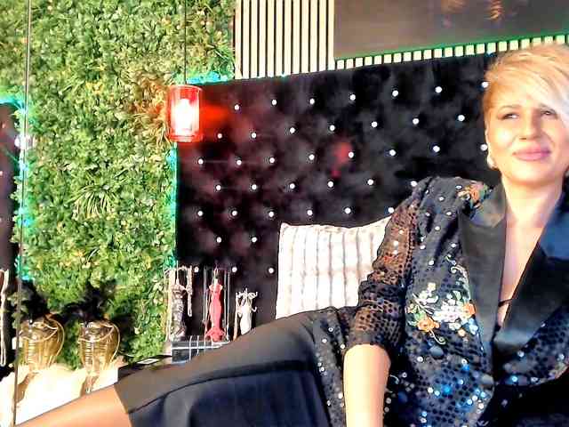 InannaIshtar1 webcam