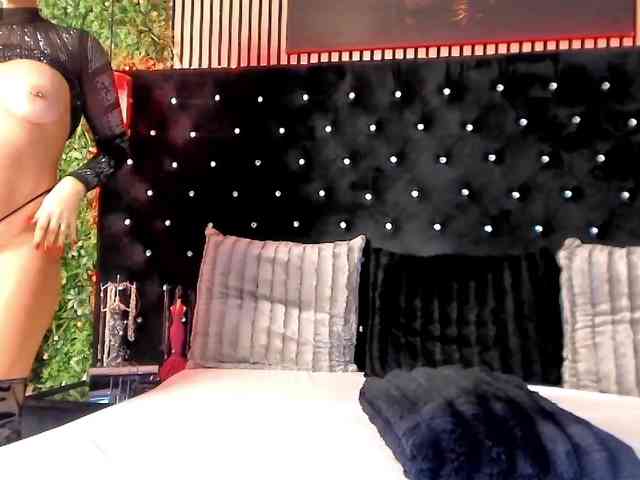 InannaIshtar1 webcam