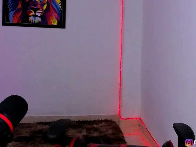 Lucyy-Rose's BongaCams show and profile