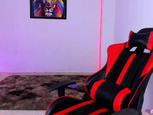 Lucyy-Rose's BongaCams show and profile