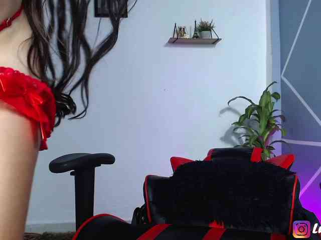 Lucyy-Rose webcam