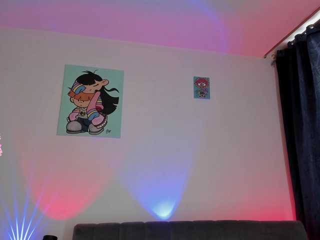 laurencamila1's BongaCams show and profile