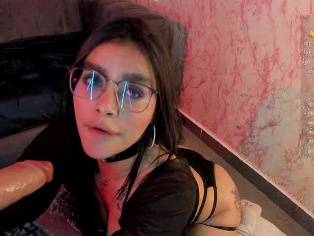laurencamila1 webcam