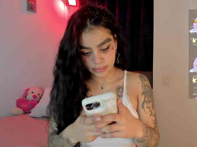 laurencamila1