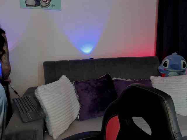 laurencamila1 webcam