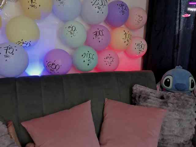 laurencamila1 webcam