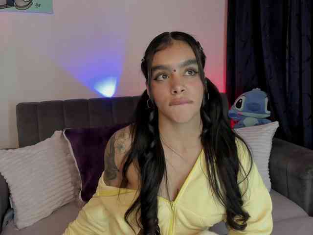 laurencamila1 webcam