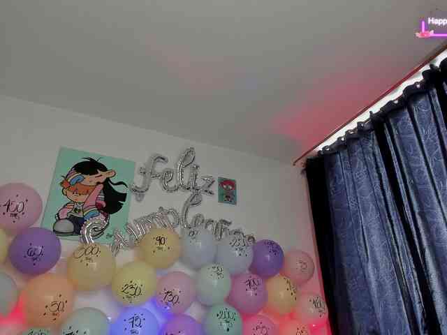 laurencamila1 webcam