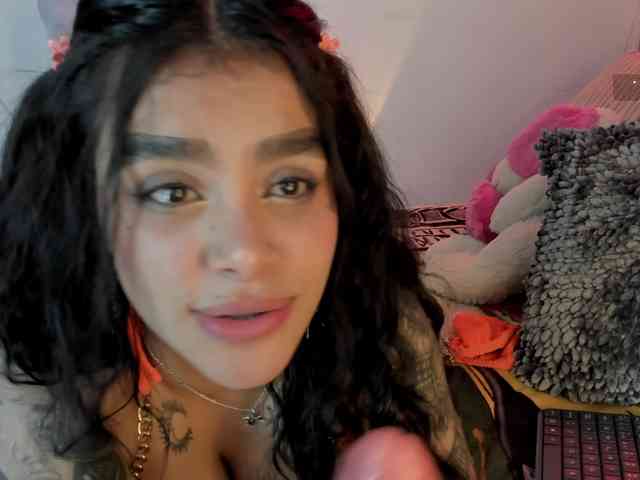 laurencamila1 webcam