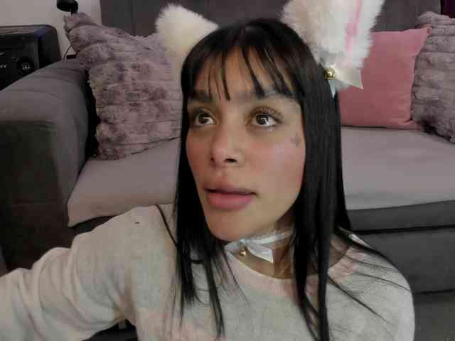 laurencamila1 webcam