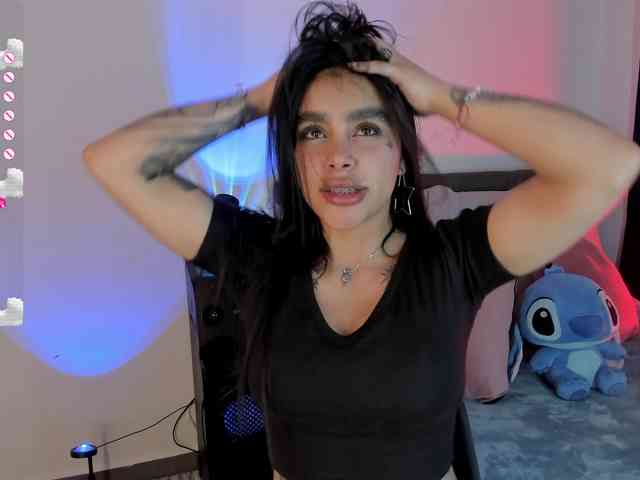laurencamila1 webcam