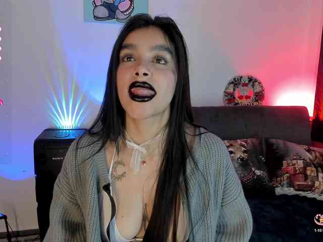 laurencamila1 laurencamila1