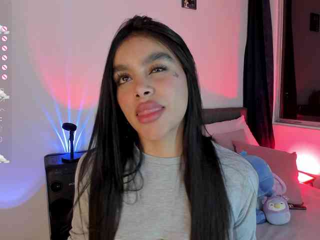 laurencamila1 webcam
