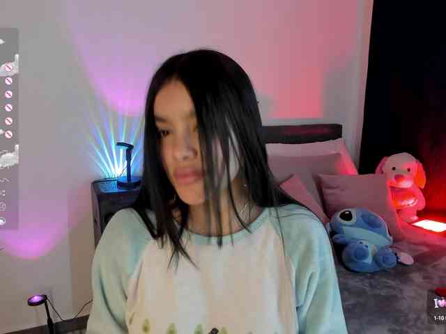 laurencamila1 webcam