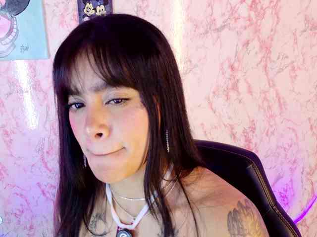 laurencamila1 webcam