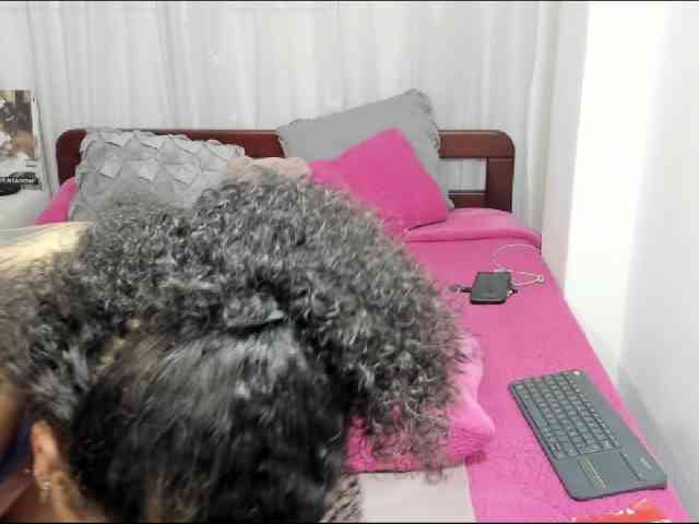 Soybonysquirt webcam