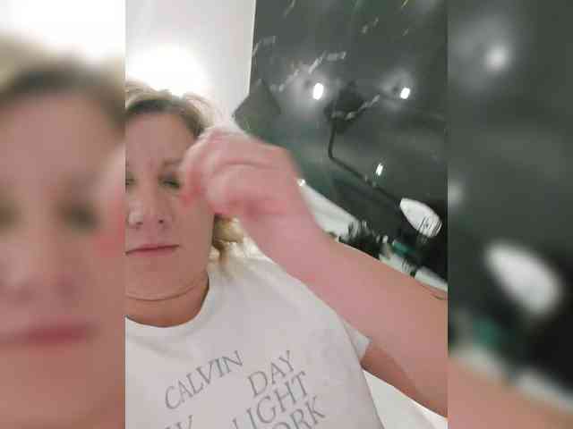 YourWitcher Live Webcam on BongaCams