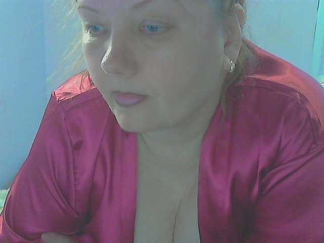 LucyAlexis's BongaCams show and profile