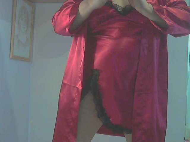 LucyAlexis's BongaCams show and profile