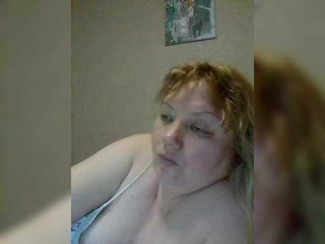 LucyAlexis's BongaCams show and profile