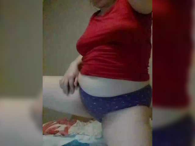 LucyAlexis's BongaCams show and profile