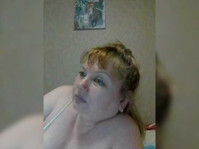 LucyAlexis's BongaCams show and profile