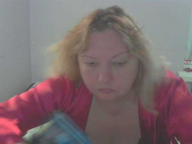 LucyAlexis's BongaCams show and profile