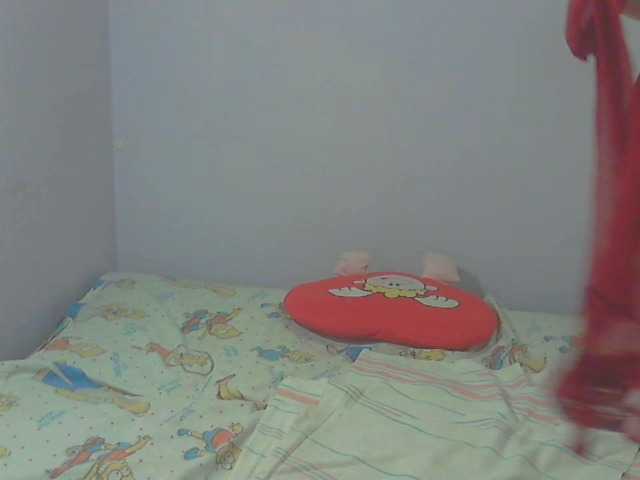 LucyAlexis's BongaCams show and profile