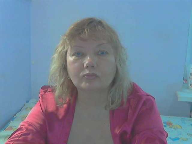 LucyAlexis's BongaCams show and profile