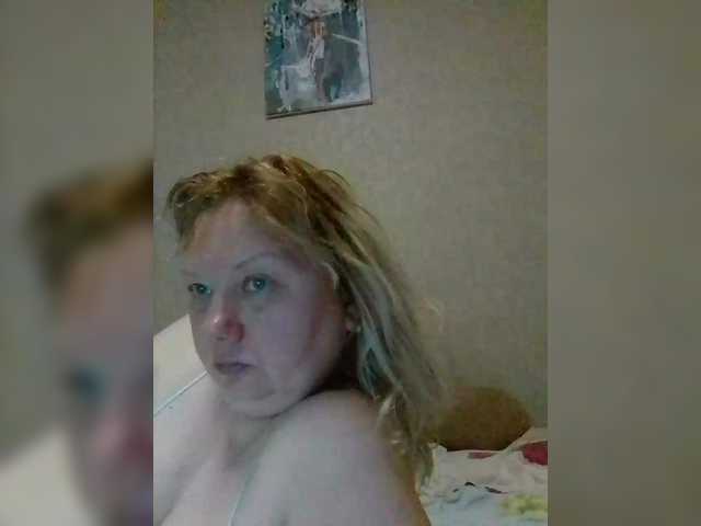 LucyAlexis's BongaCams show and profile