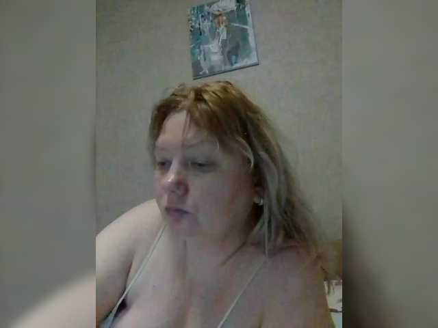 LucyAlexis's BongaCams show and profile